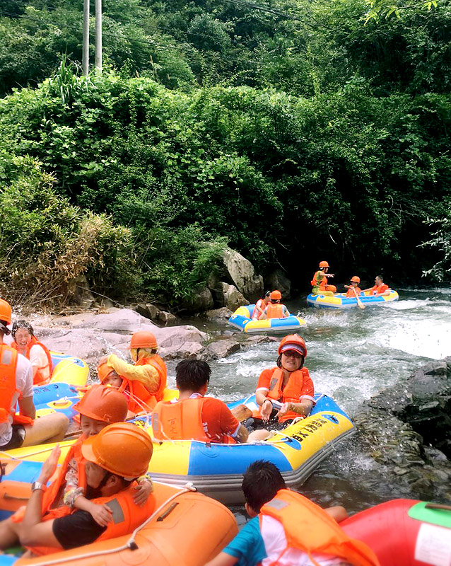 浙江科恩落地精英戶外拓展之“漂流記”
